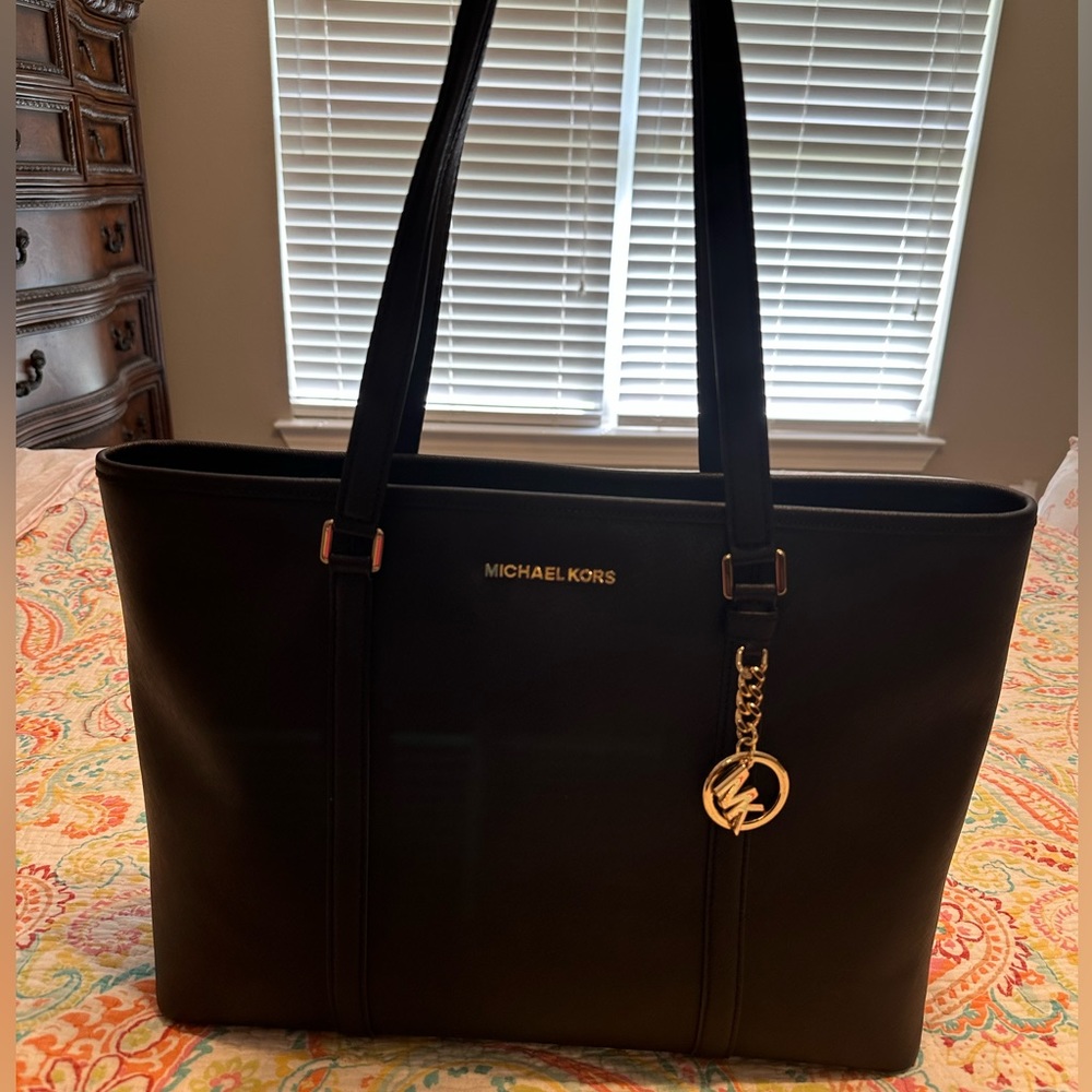 Michael Kors Large black Sady Tote